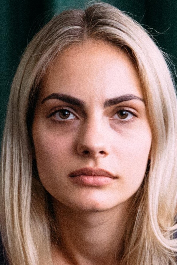 Tara Thaller → Tara Thaler backdrop