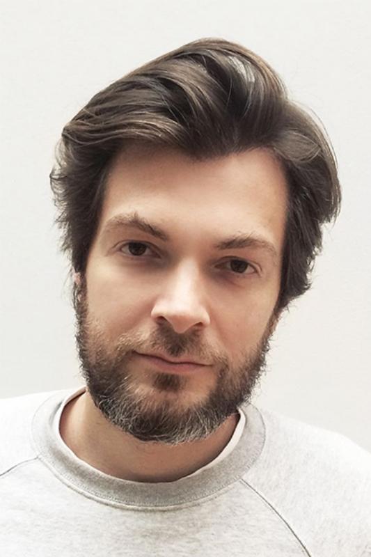 Maxime Govare backdrop