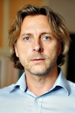 Bartłomiej Morawski backdrop