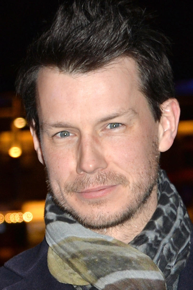 Antoine Raimbault backdrop