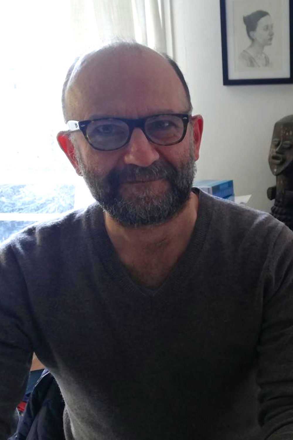 Vincent Poymiro backdrop