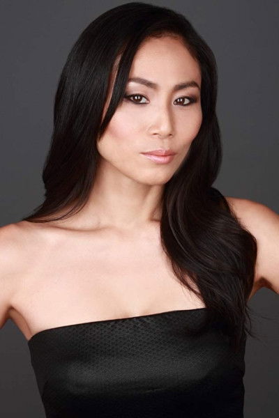 Yukiko Miyawaki backdrop