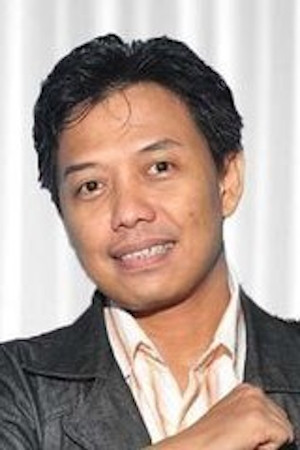 Mudy Taylor backdrop