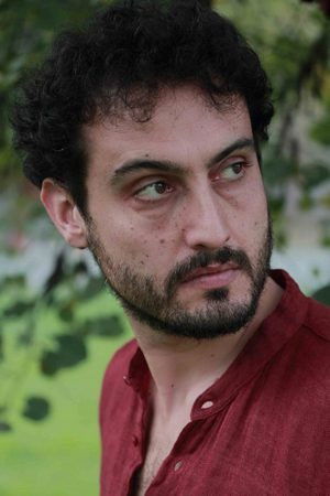 Simone Castano backdrop