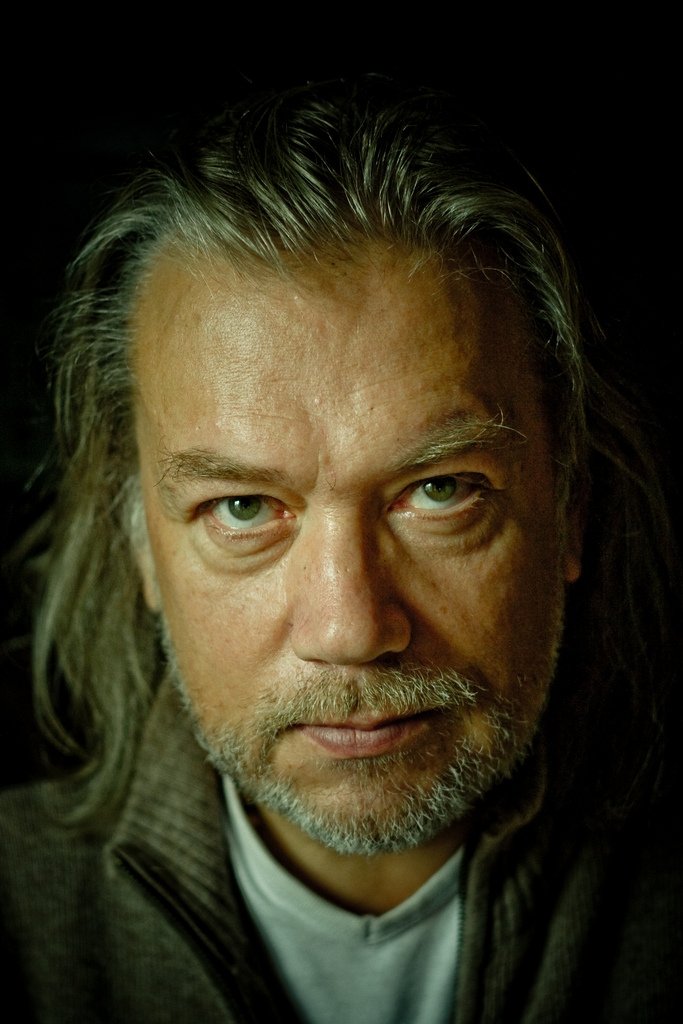 Tõnis Mägi backdrop