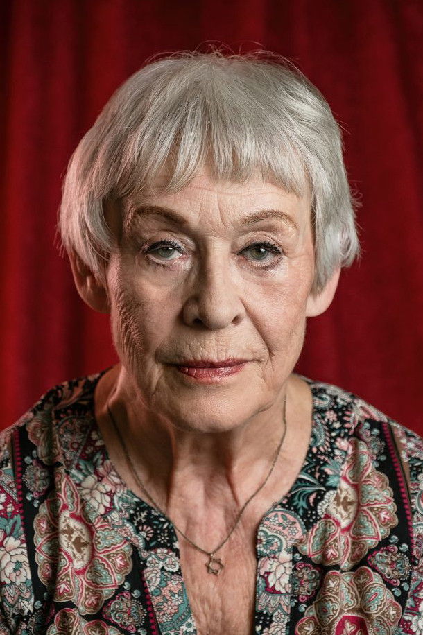 Drahomíra Hofmanová backdrop