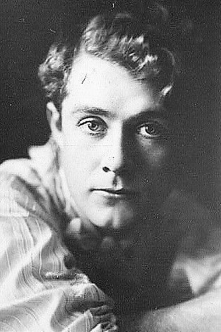 George Le Guere backdrop