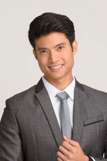 Mikael Daez backdrop