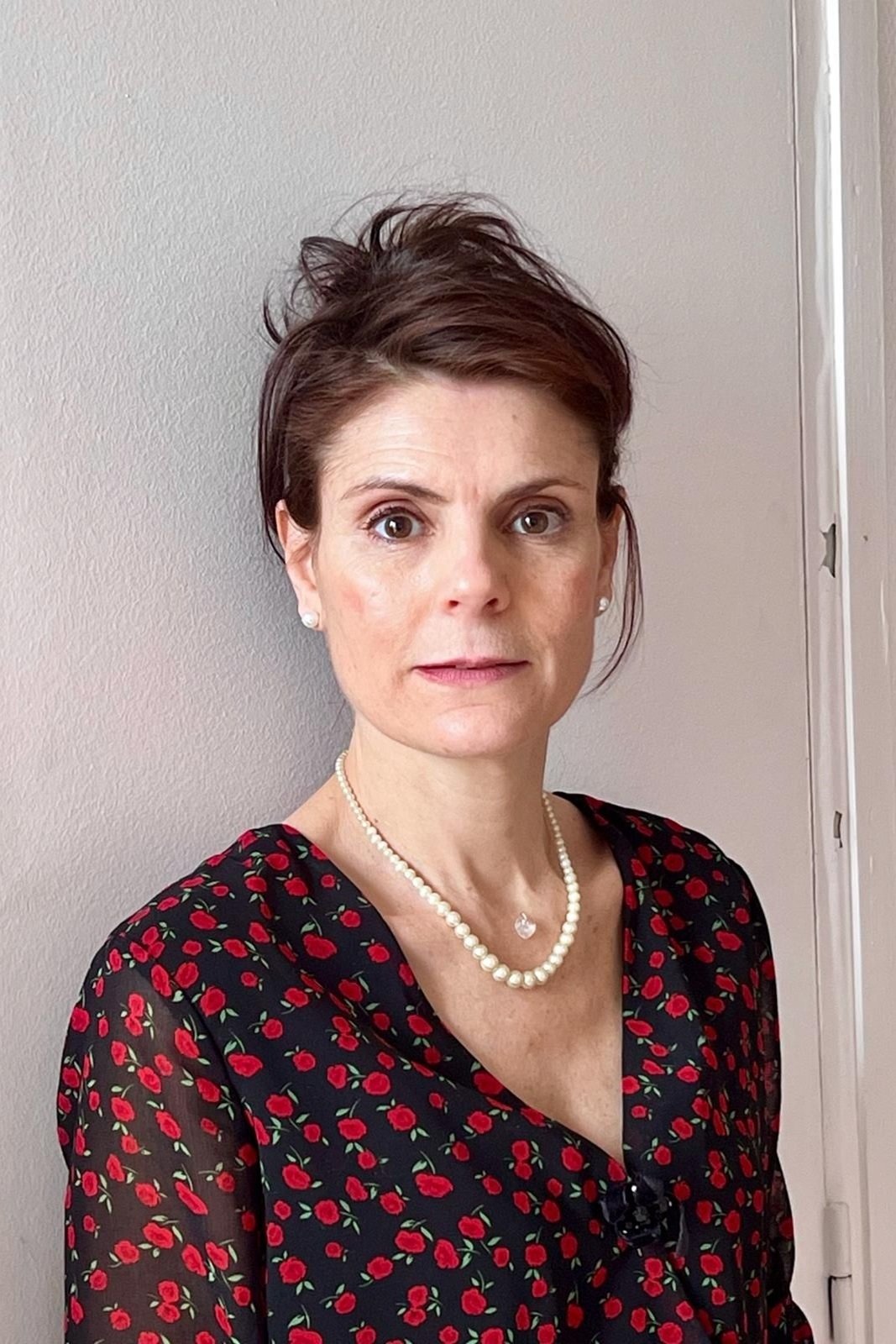 Nathalie Kanoui backdrop