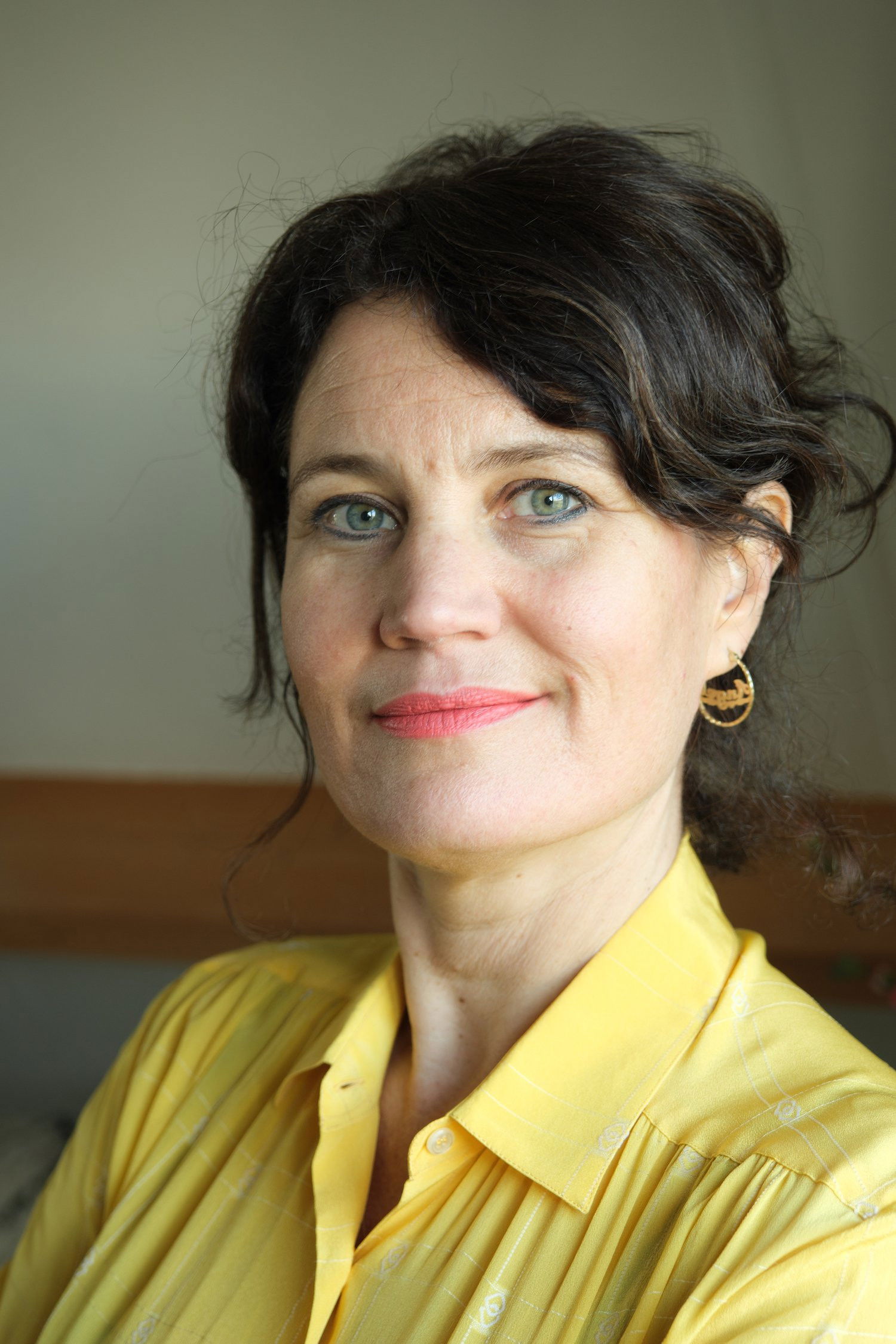 Julika Marijn backdrop