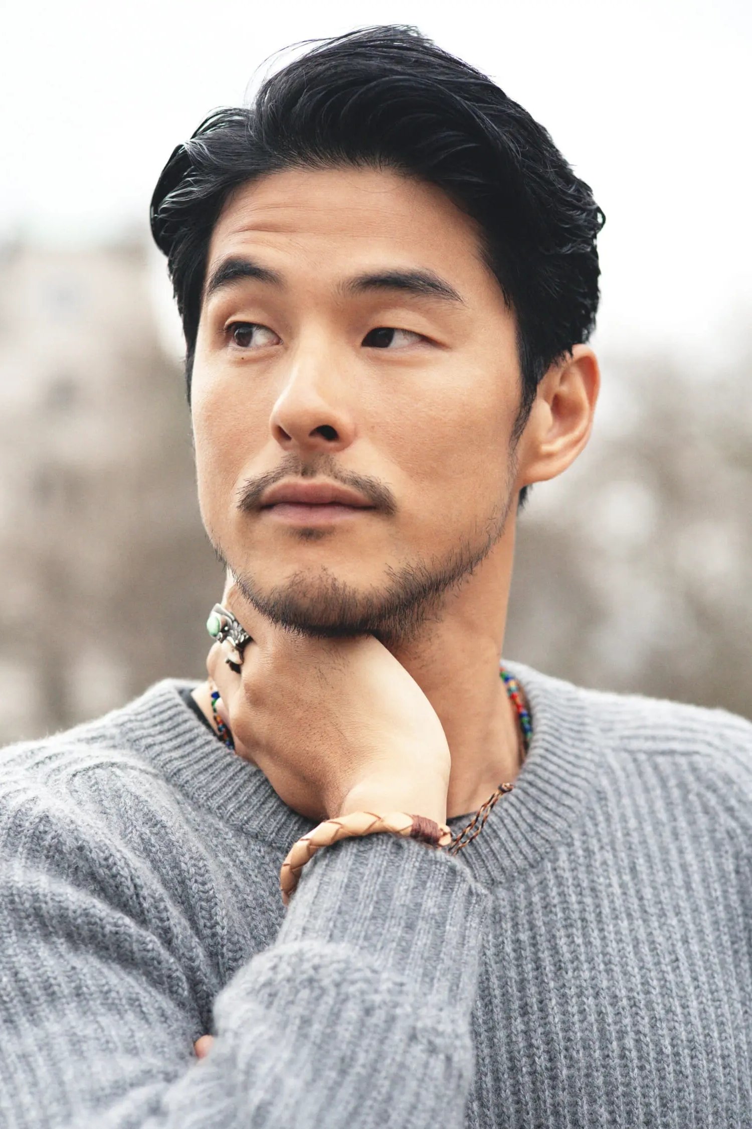 Takayuki Suzuki backdrop