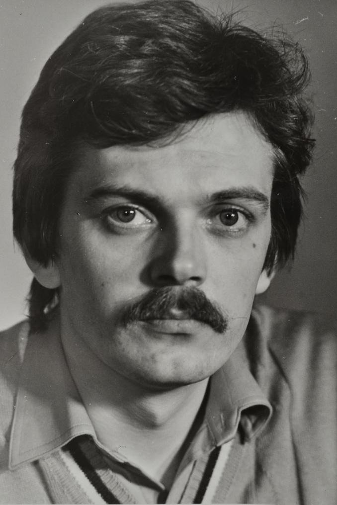 Aare Laanemets backdrop