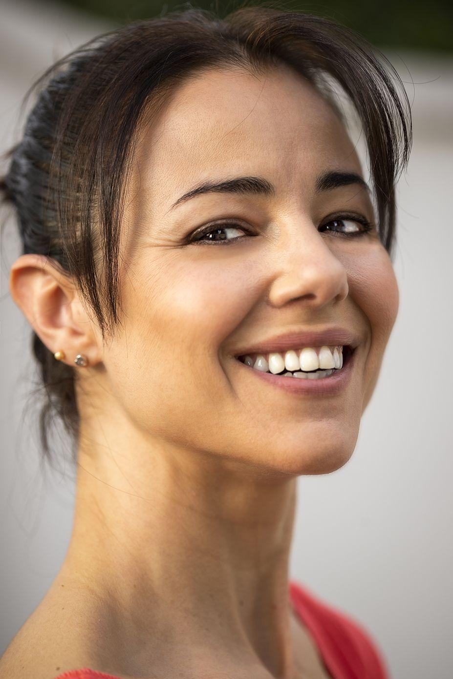 Alessia Navarro backdrop