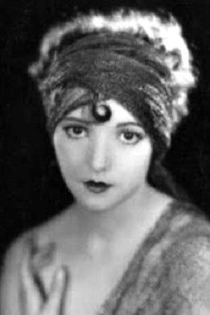 Thelma Parr backdrop