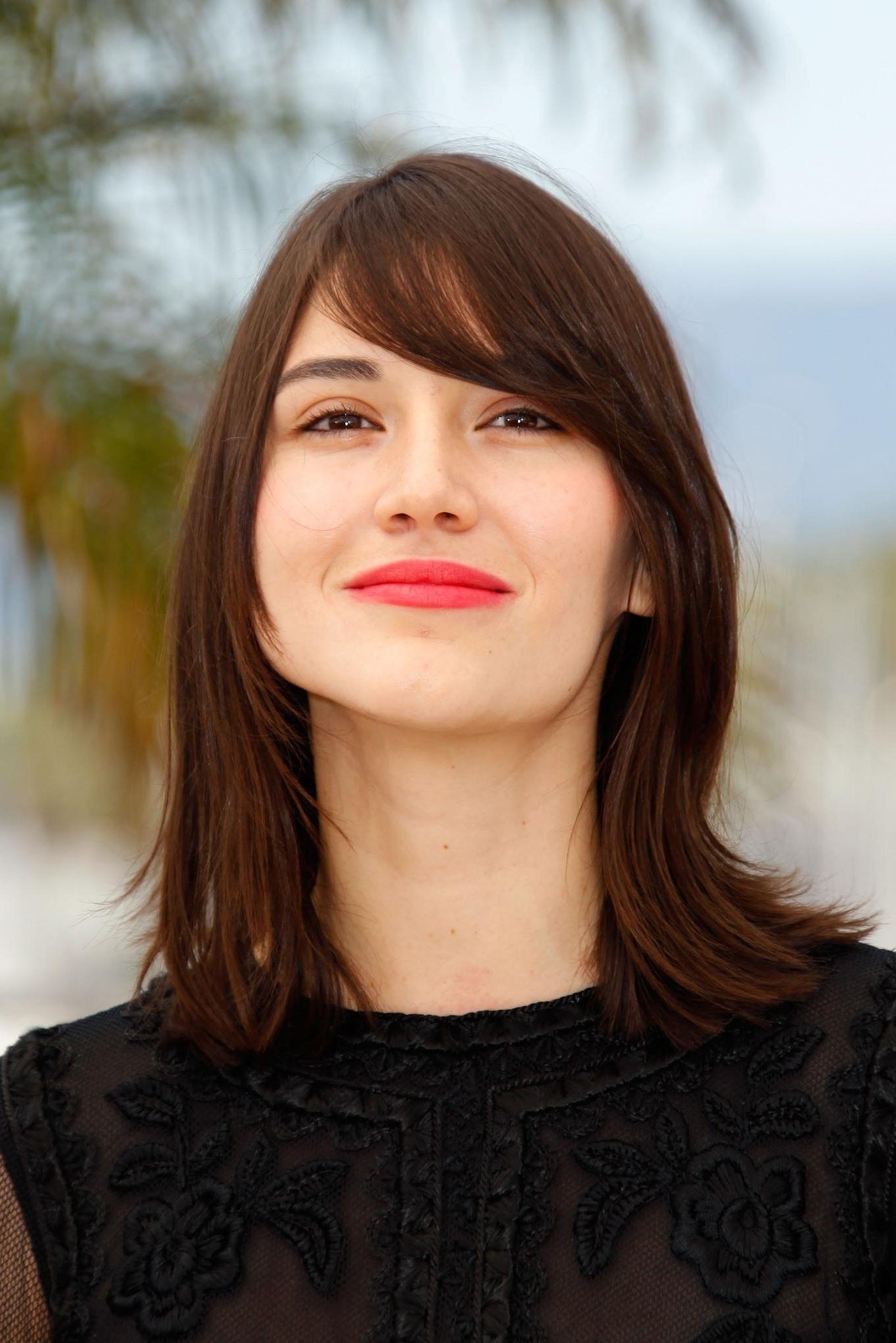 Nathalia Acevedo backdrop