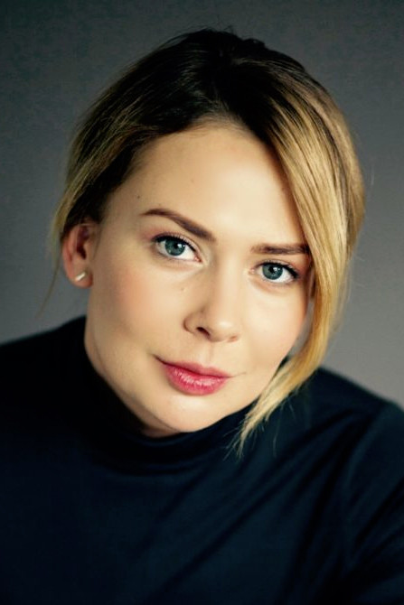 Nataliya Nozdrina backdrop