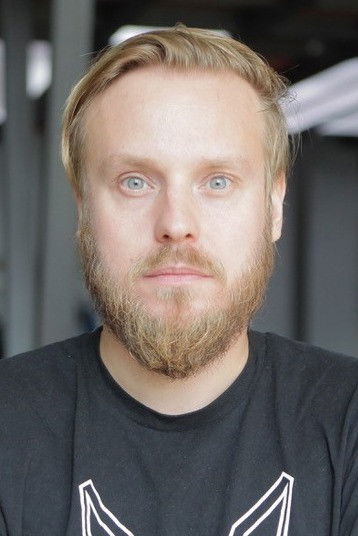 Jan Erik Nõgisto backdrop