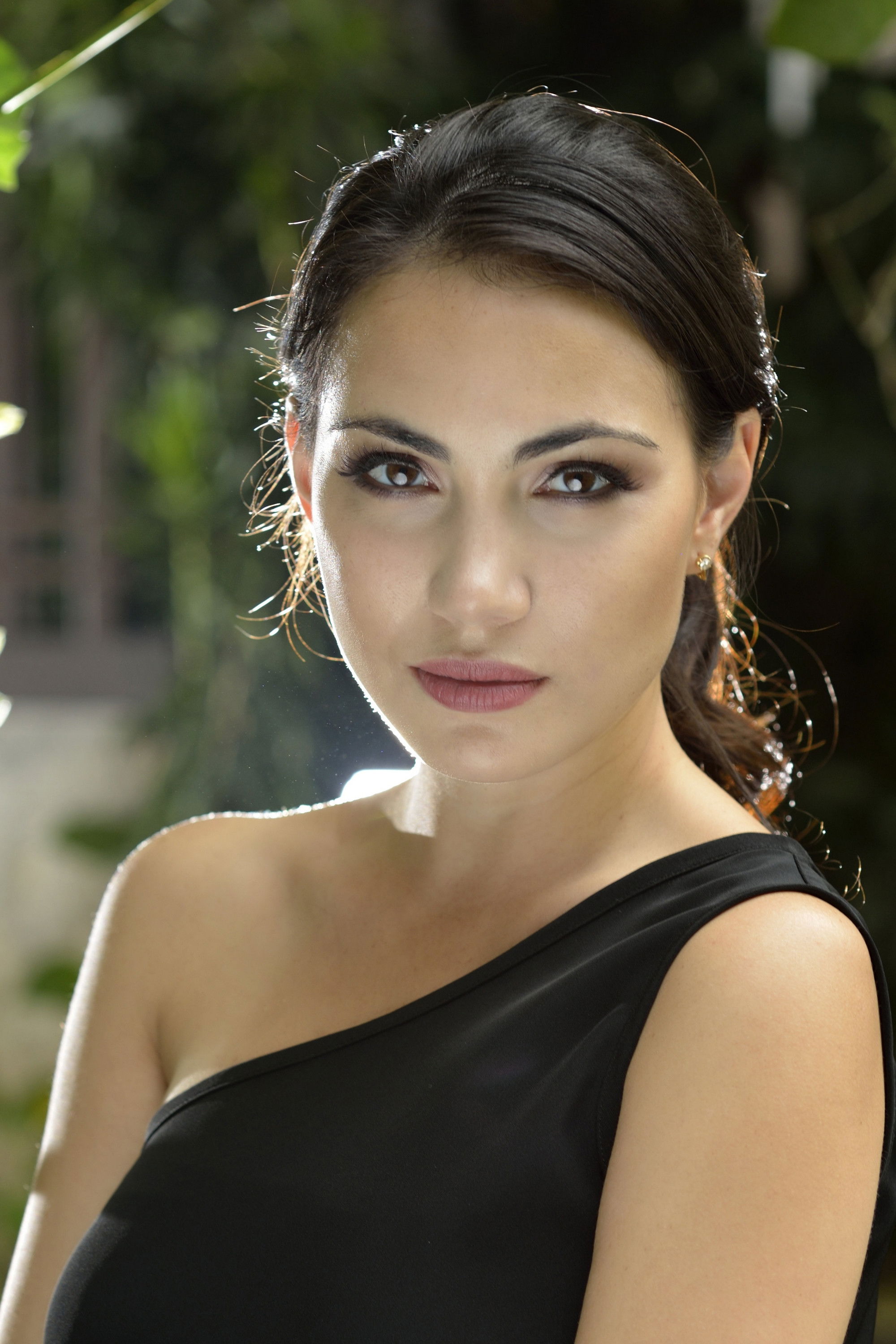 Anne Gauthier backdrop