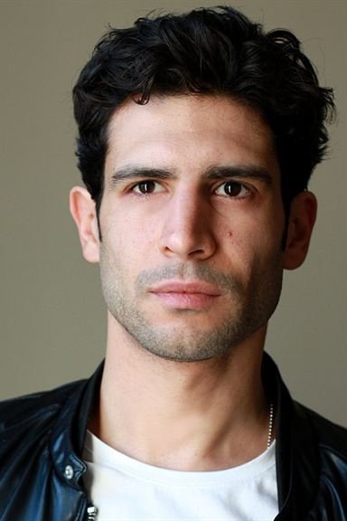 Lionel Cecilio backdrop