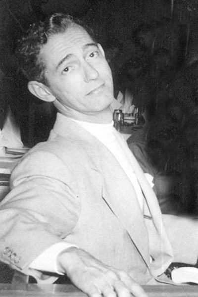 Ramón Rivero (Diplo) backdrop