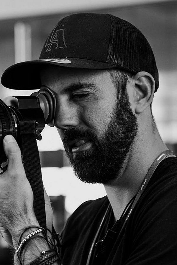 Daniel Cotroneo backdrop