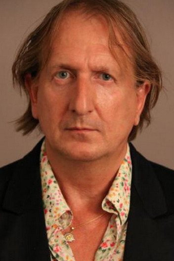 Christian Mazucchini backdrop