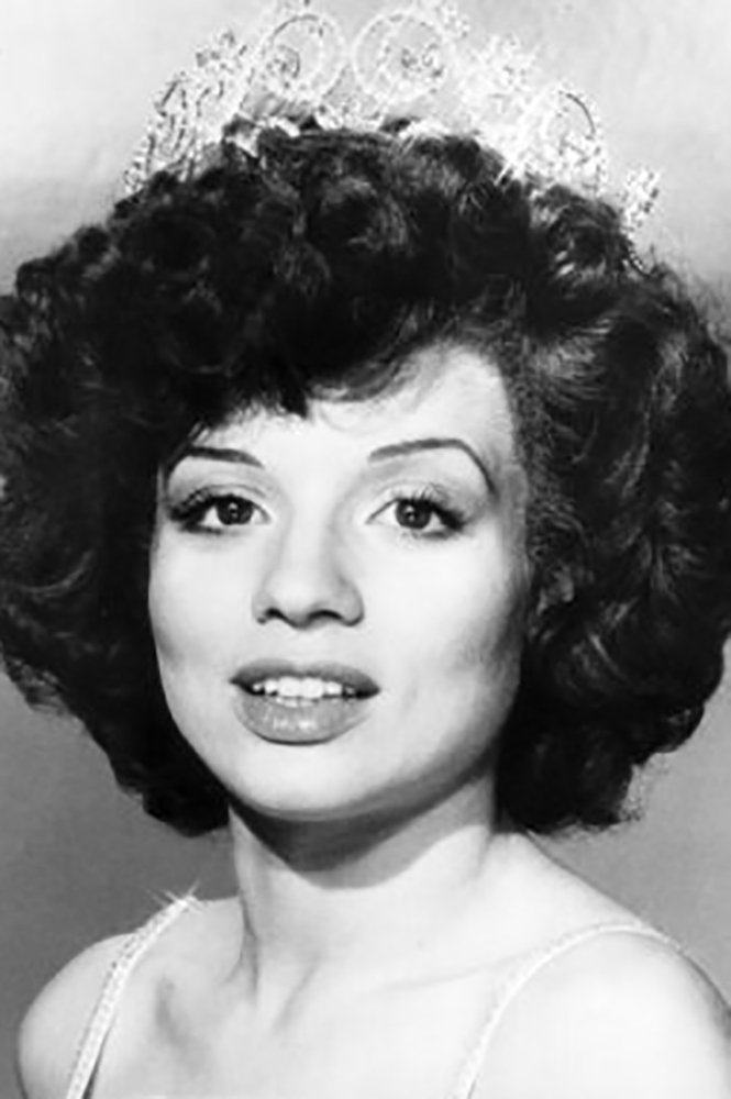 Michelle Maren backdrop