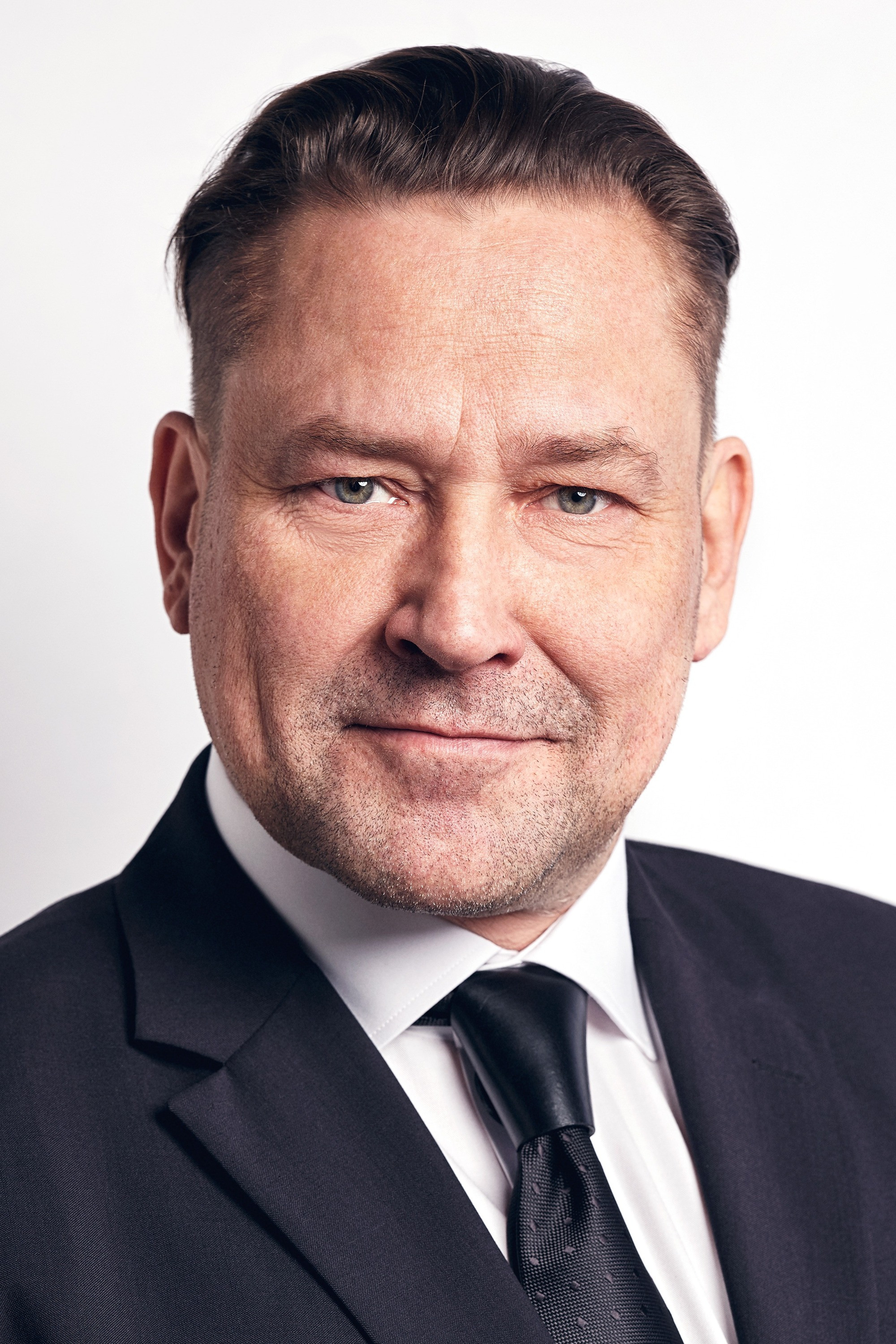 Üllar Saaremäe backdrop