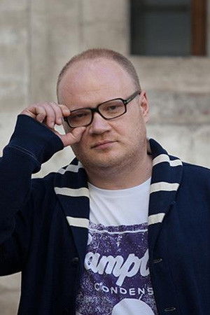 Oleg Kashin backdrop