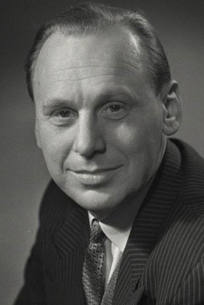 Grigori Kromanov backdrop