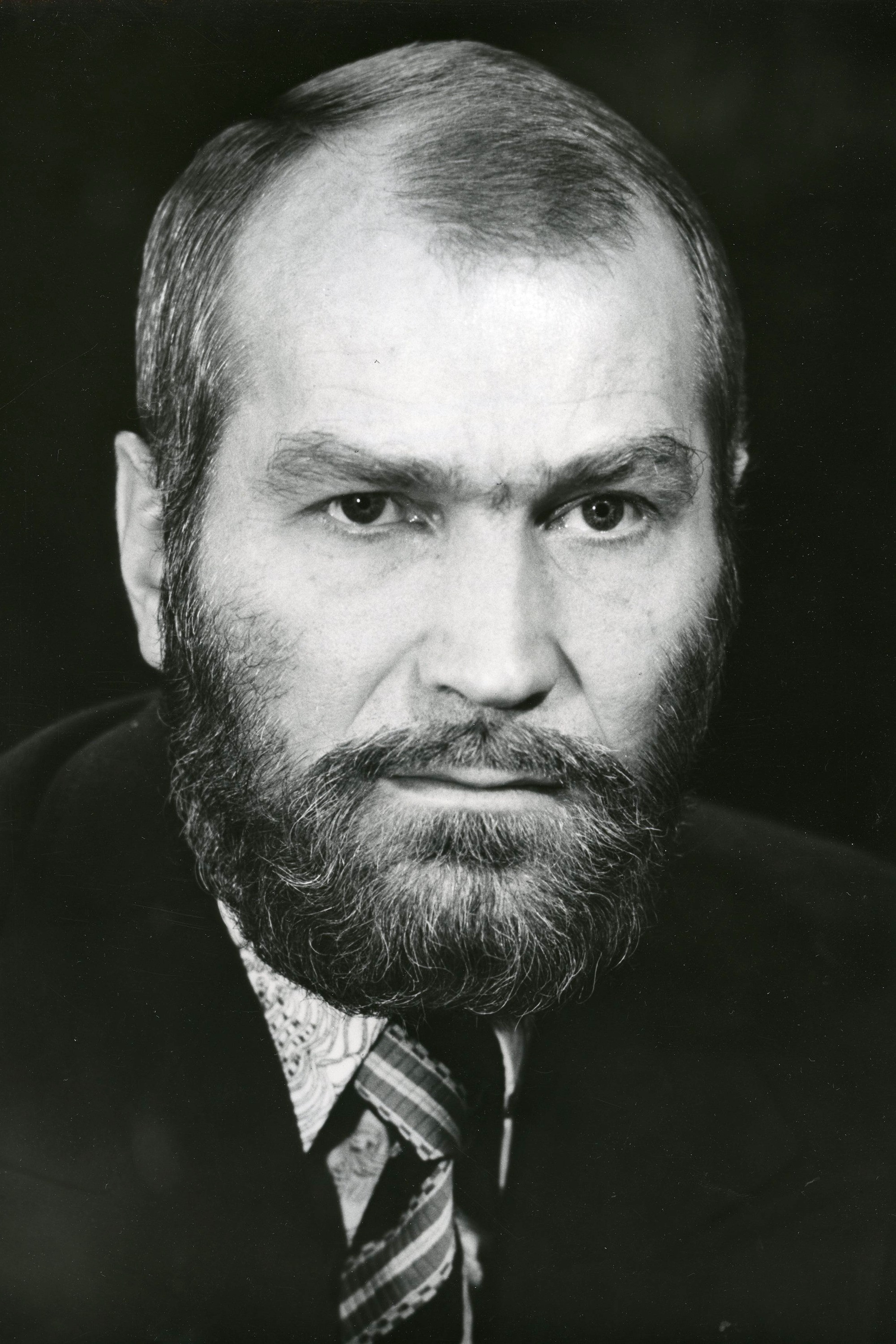 Mikk Mikiver backdrop