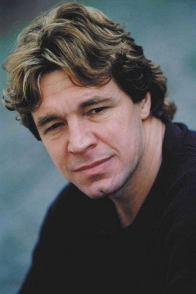 Claudio Mazzenga backdrop