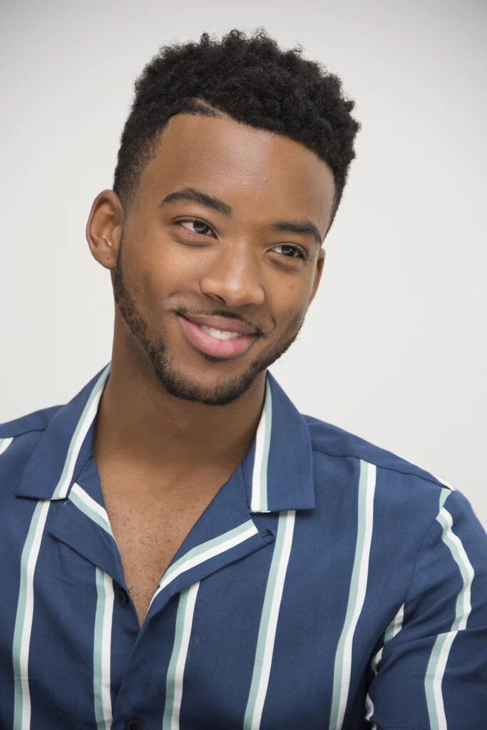 Algee Smith backdrop