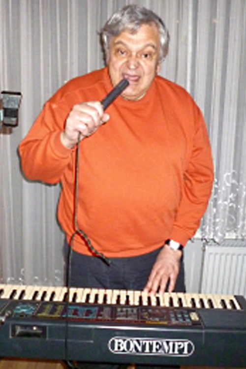 Klaus Beyer backdrop