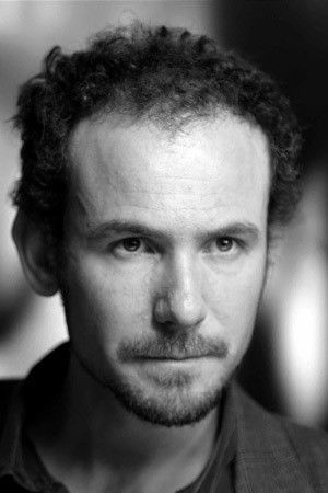 Emiliano Campagnola backdrop