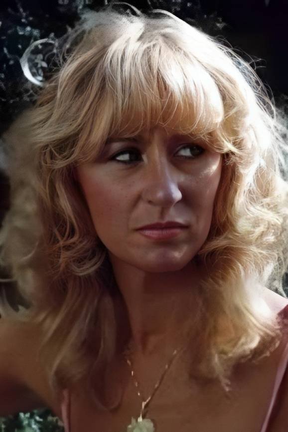 Ursula Gaussmann backdrop