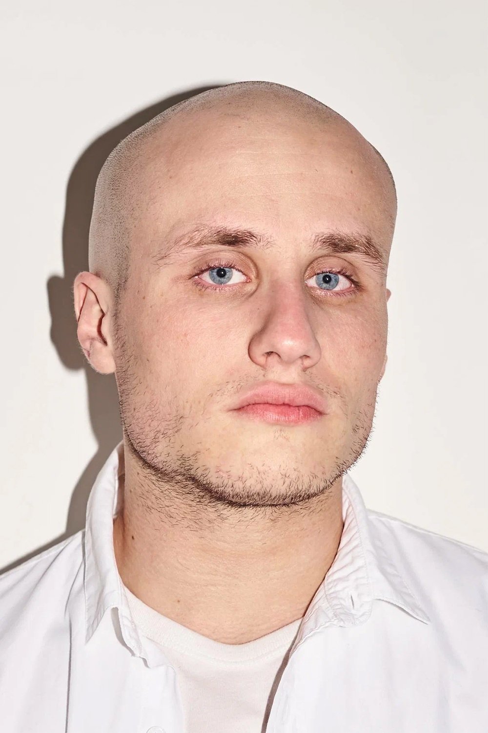 Nikita Kukushkin backdrop