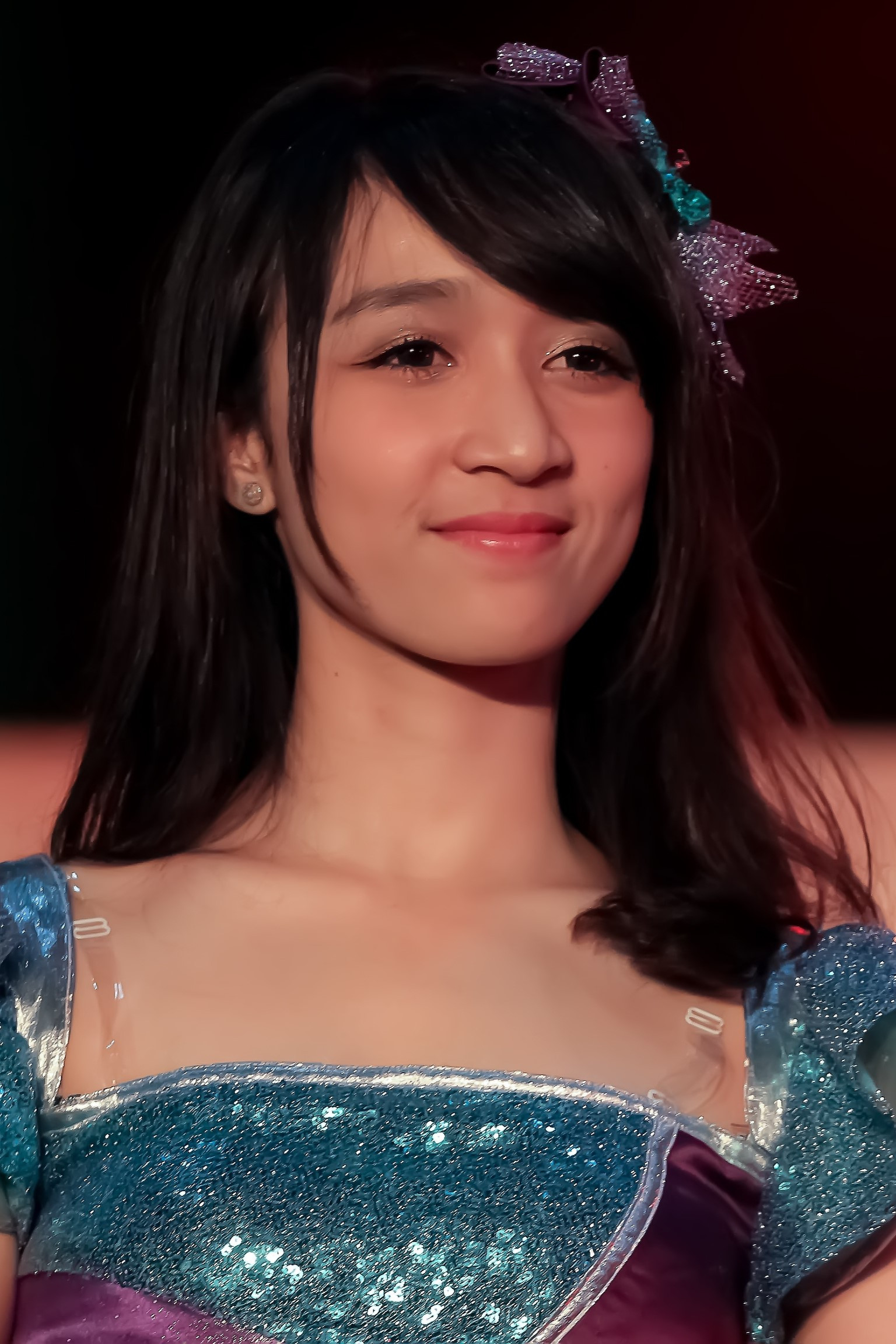 Ayana Shahab backdrop