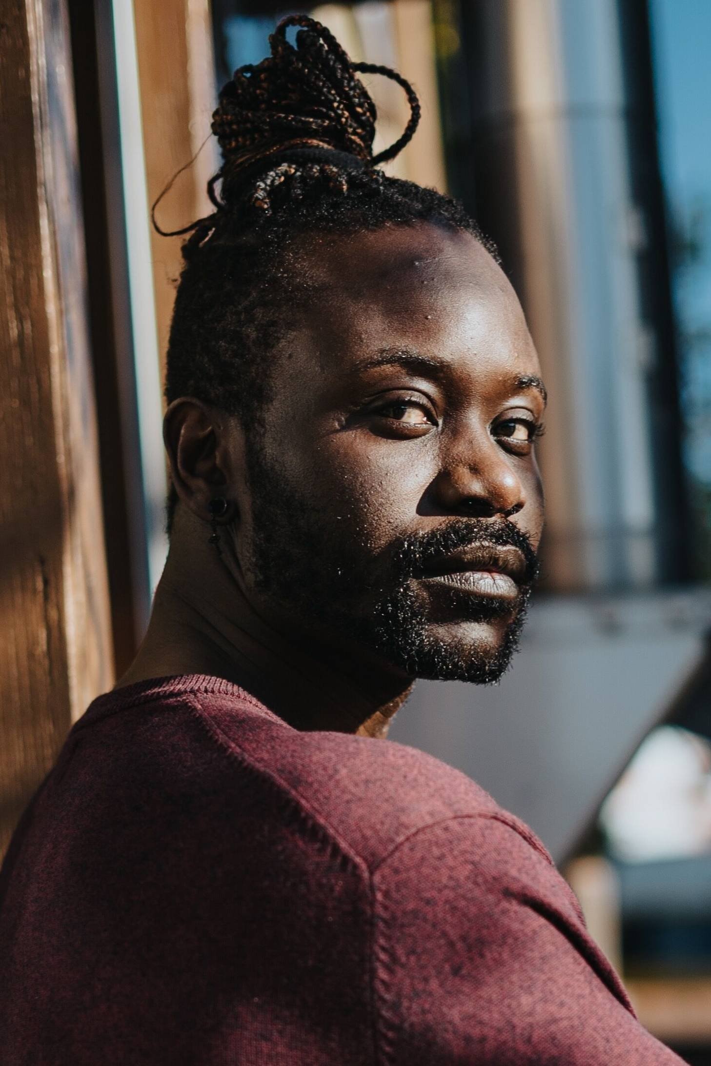 Foscky Pueta backdrop