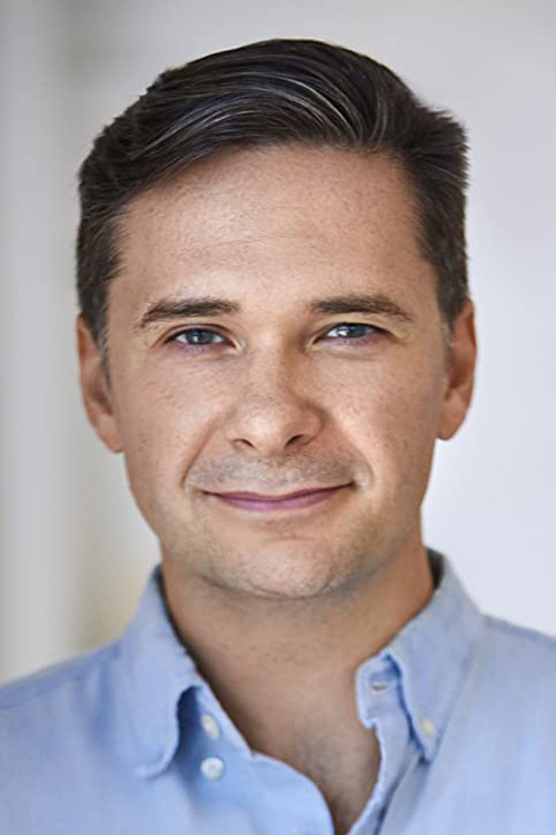 Aleksander Ristic backdrop