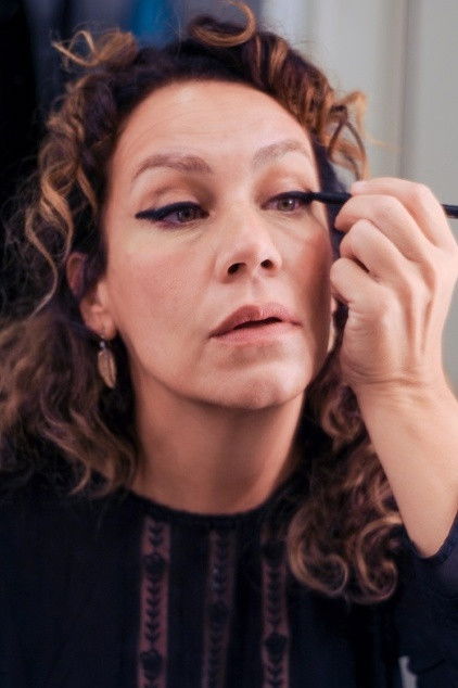 Ester Laccava backdrop