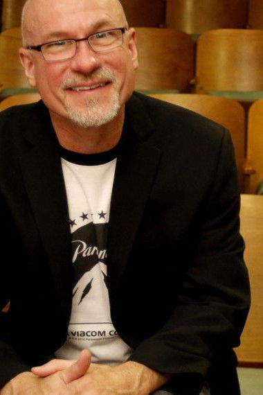 Xhorxh Adams backdrop