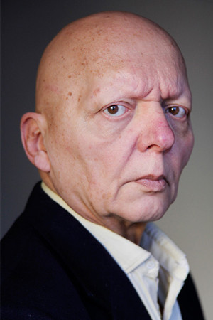 Fabio Karfora backdrop