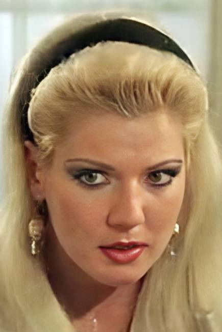 Bárbara Ben backdrop