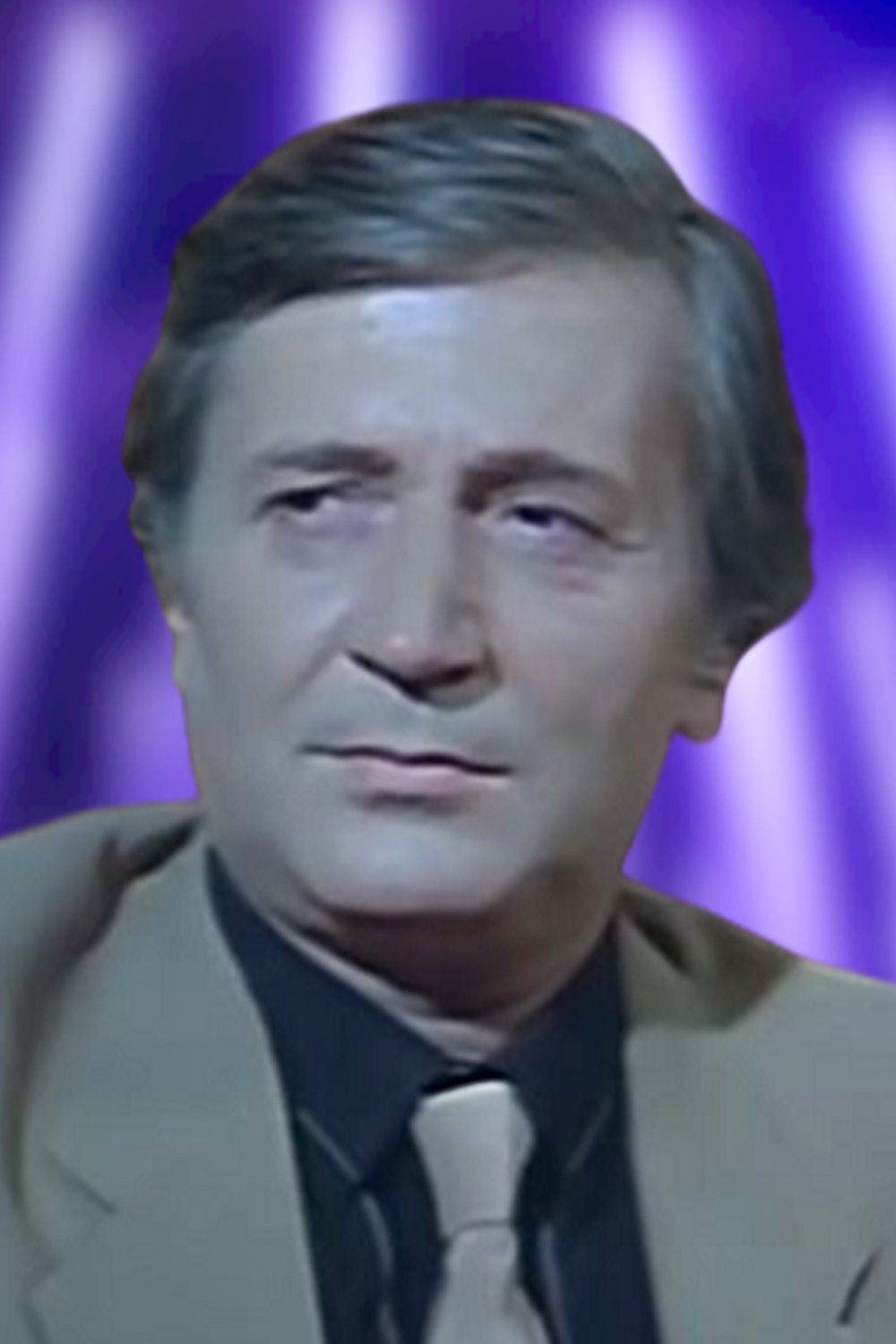 Ajkut Sözëri backdrop