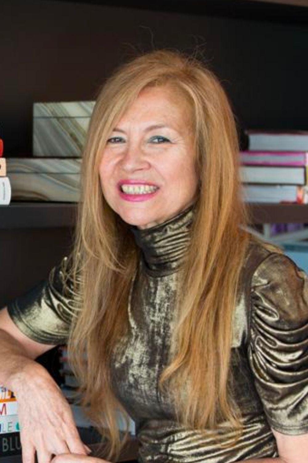 Gül Erksan backdrop