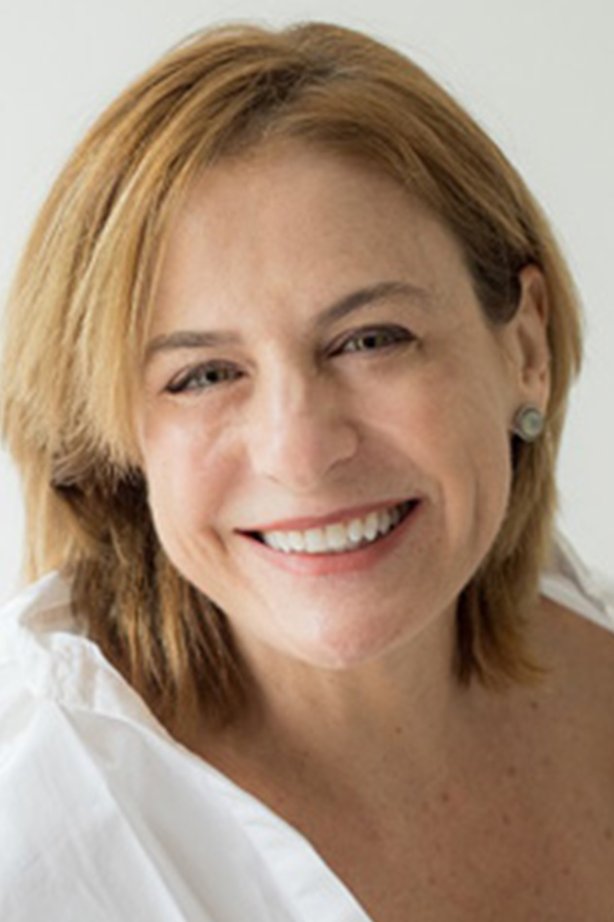 Cristina Amadeo backdrop