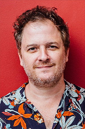 Pedro Brício backdrop