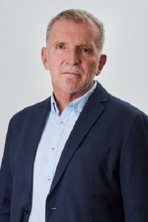 Jesús Ruyman backdrop