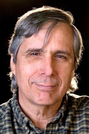 Victor Nuñez backdrop